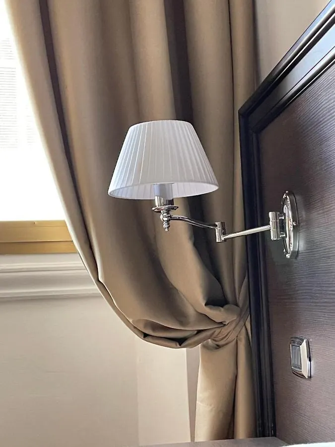 ***  Hotel Lombardia Florence Italy